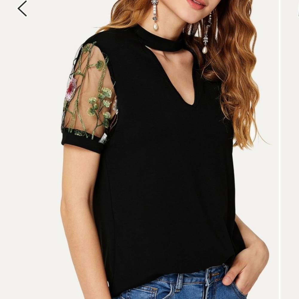 Choker neck t-shirt